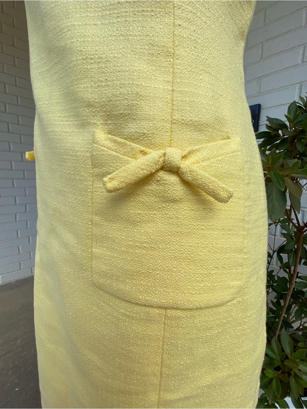 NWT size 12 Talbots Yellow Sleeveless Shift Dress with Patch Pockets and Bows - Picture 5 of 14